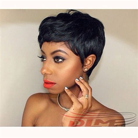 It's 27 pieces short hair extension with a free closure. . 27 piece hair weave